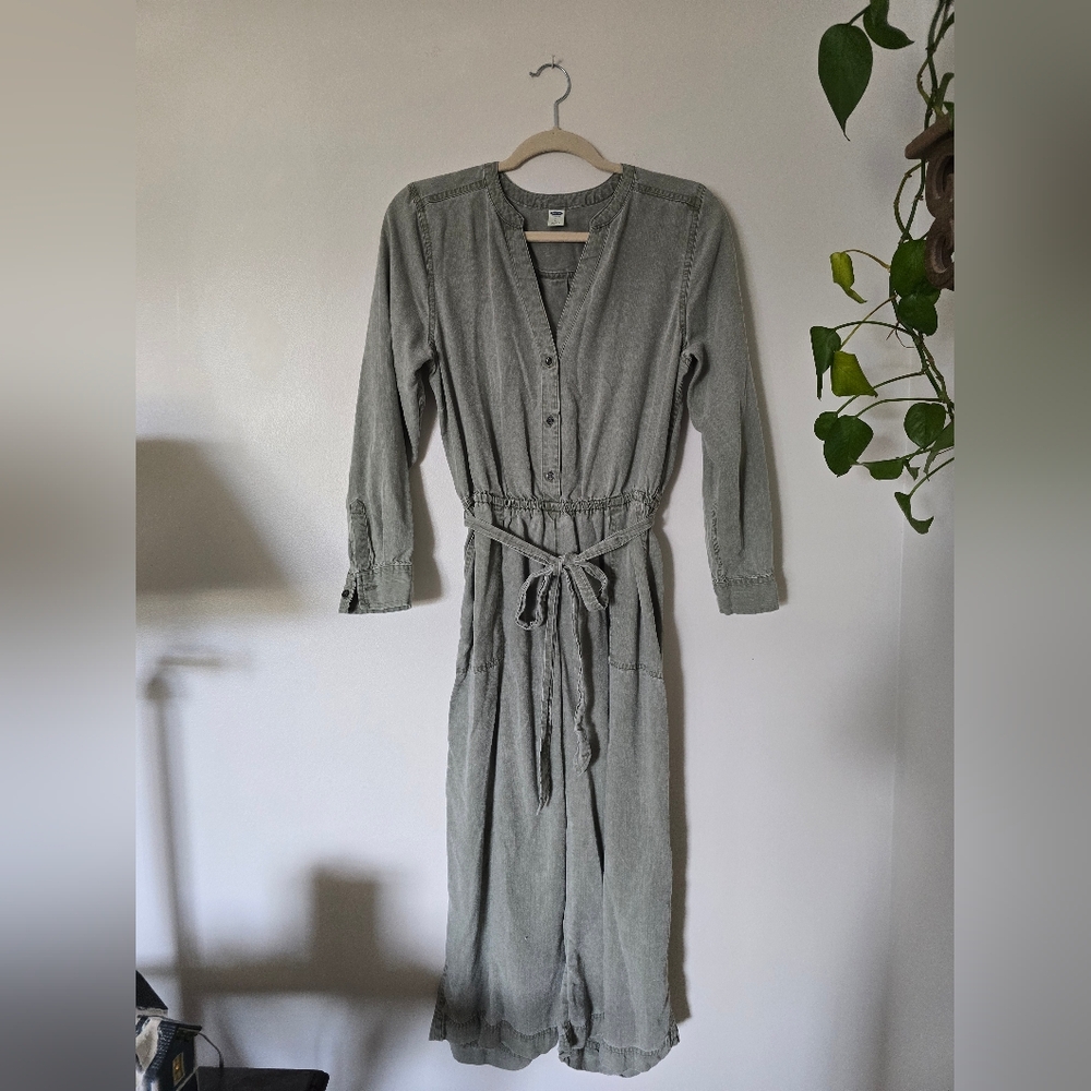 Old Navy Size Small Jumpsuit Cropped Belted Gren Gray Wide Leg